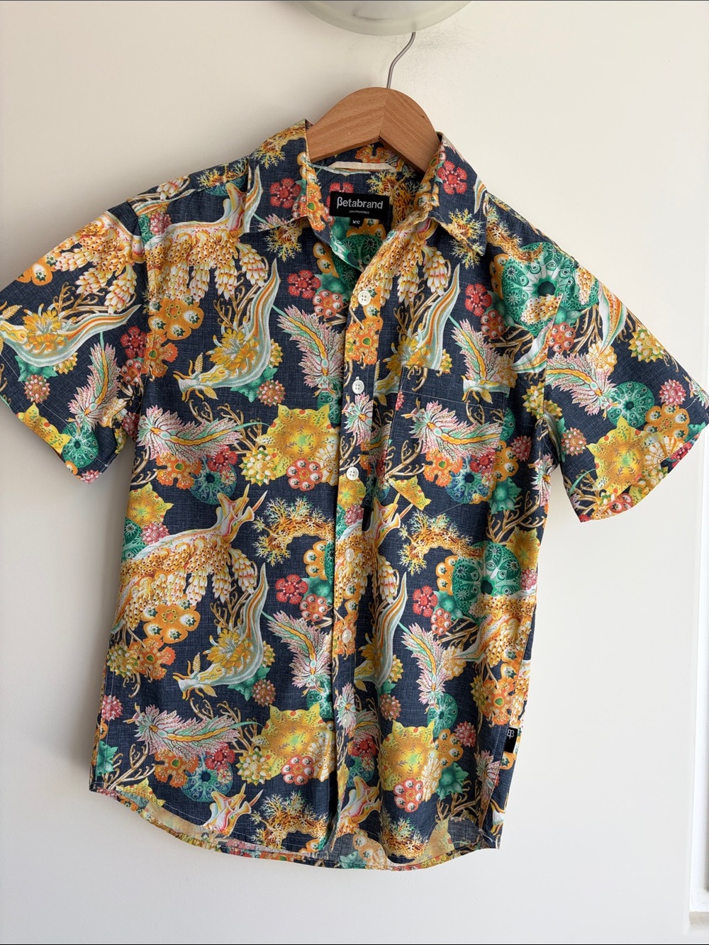 Betabrand x Ernest Haeckel “Coral Aloha” Print S/S Button-Down Shirt Men’s Sz XS